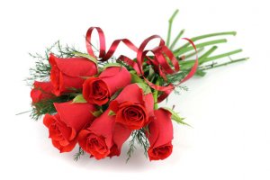 8 марта – дарите девушкам цветы и плееры